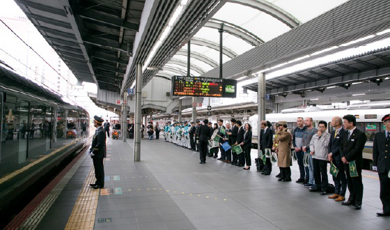 夢の時間の始まりに対しての、自然体のお見送り