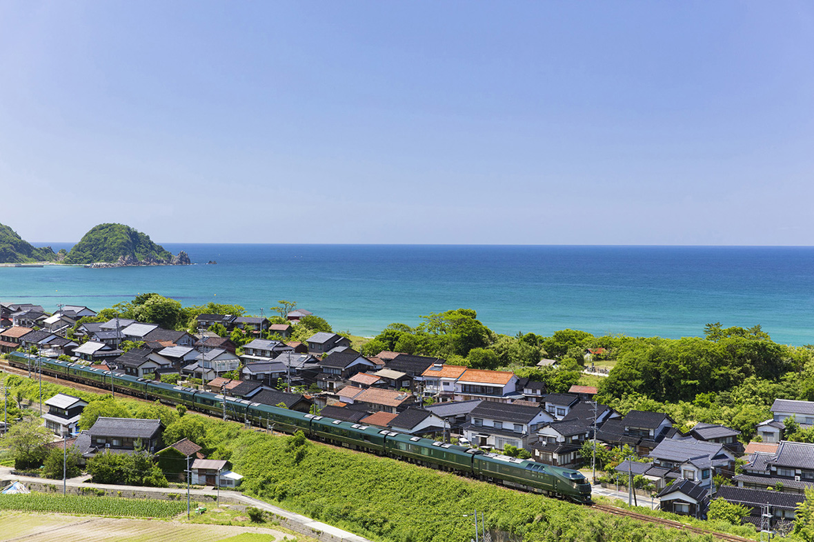 Sanin Line Higashihama Station - Igumi Station