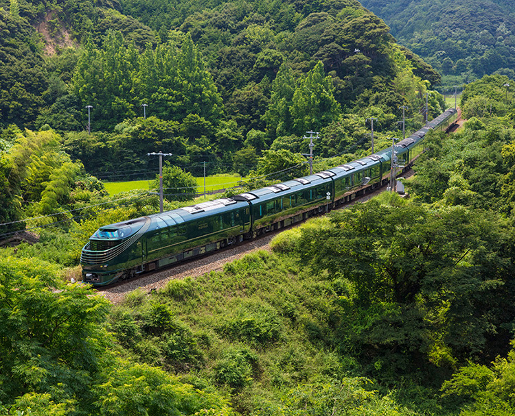 「瑞風」の旅へようこそ。